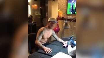 Ramos con flamenquito y nuevo tatuaje: ¿qué será?