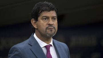 Jos&eacute; Cardozo es destituido como entrenador de las Chivas