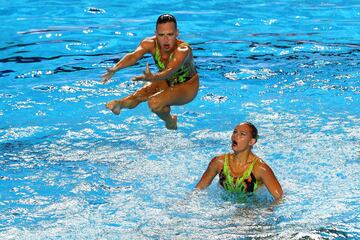 El equipo suizo realiza un ejercicio durante la prueba de Equipo Libre de Natación Sincronizada Femenino del Mundial de Natación de Budapest (Hungría). 