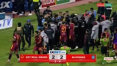 Lo peor del deporte: la brutal y multitudinaria tangana en Bolivia que acabó con 11 expulsados