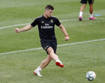 New club, same objective | Goal getter Luka Jovic in Montreal.