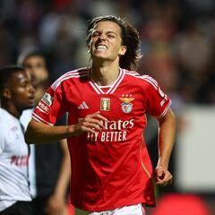 El español Álvaro Carreras, la mejor noticia del Benfica
