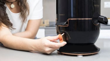Prepara batidos detox, zumos o smoothies con esta licuadora Cecotec con dos velocidades y un 46% de descuento