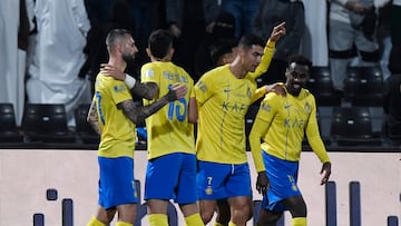 Soccer Football - Saudi Pro League - Al Shabab v Al Nassr - Prince Faisal bin Fahd Stadium, Riyadh, Saudi Arabia - February 25, 2024 Al Nassr's Talisca celebrates scoring their third goal with Cristiano Ronaldo and teammates REUTERS/Stringer