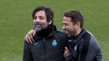 Quique Sánchez Flores junto a Raúl Tamudo.