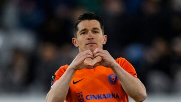 Juanjo Nieto celebra un gol ante el Lugano.