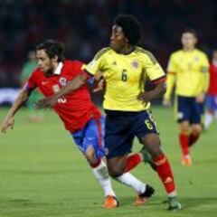 Sánchez y Arias no estarán ante Argentina por suspensión