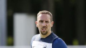 Chequeo médico a Ribéry por sus problemas de espalda