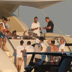 El PSG blindó a Neymar con 25 guardaespaldas en Saint-Tropez