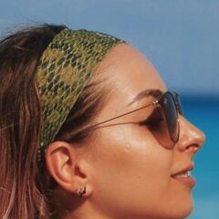 YosStop regala a su novio bufanda que tejió en el penal