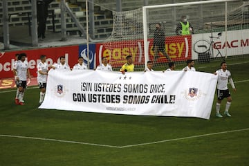 Estas fueron las imágenes más llamativas que dejó la vuelta de los fanáticos de Colo Colo a Pedrero. El Doctor Ugarte, Miiko Albornoz y hasta un bebé llegaron al recinto.