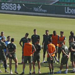 El Teresa Herrera mide hoy las necesidades del nuevo Betis