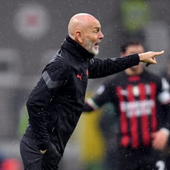 Pioli destaca personalidad de Devis Vásquez y lo usaría en Copa Italia