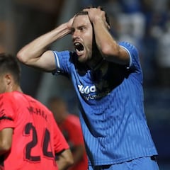 El Fuenlabrada desaparece hasta la vuelta de vestuarios