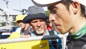 <b>SABOR AGRIDULCE.</b> Alberto Contador no dejó escapar ninguna sonrisa en el podio ni tras la carrera. Hoy es otro día negro para el ciclismo.