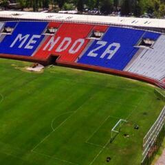 Mendoza autorizó la práctica de deportes y hay polémica