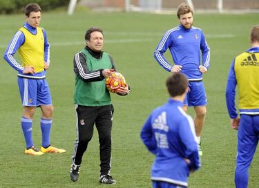 Eusebio: "Madrid will field a top level side, whoever plays"
