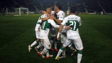 El Elche celebra el gol de Nino durante el partido contra el Getafe. 