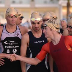 Iñaki Balldellou y Els Visser ganan el Ibiza Half Triathlon 2022