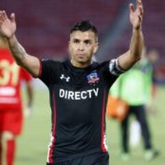 Fierro celebra el título y una nueva marca en Colo Colo