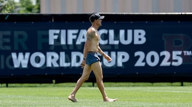 Luis Enrique en el entrenamiento del PSG.