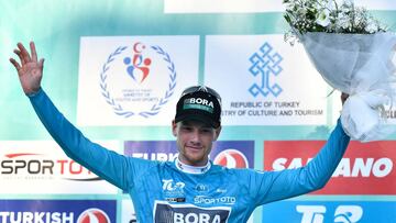 Sam Bennett repite triunfo y es m¨¢s l¨ªder en Turqu¨ªa