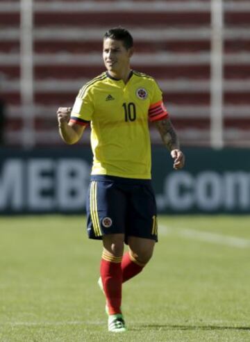 James cambia los pitos del Bernabéu por partidazo en La Paz