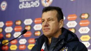 Dunga bromeó con donde se está quedando Brasil en Temuco.