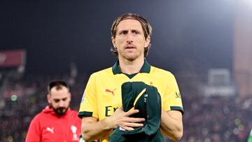 Modric, ante el Bolonia.