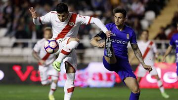 Javi Guerra, durante el Rayo-Oviedo.