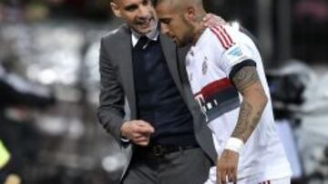 Pep Guardiola confirma dolencia en la rodilla de Arturo Vidal