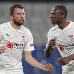 Los rivales de los españoles en Europa League, en crisis