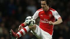 Rosicky, en un partido con el Arsenal.