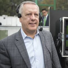 Arturo Brizio: 'El que se equivoca es el árbitro, no el VAR'