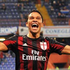 DT explica por qué Bacca no viajó a gira del Milan por EE.UU