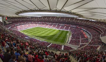 El nuevo campo del Atlético de Madrid fue inaugurado el 16 de septiembre de 2017 en un partido que terminó con victoria local sobre el Málaga por 1-0. Situado en el barrio de Rosas (distrito Canillejas) en Madrid. Remodelado sobre el antiguo estadio de Madrid conocido como 'La Peineta'.