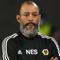 Nuno destacó a Raúl Jiménez en el debut de los Wolves