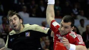 Cañellas llega tarde a la ayuda.