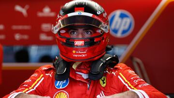 AME3704. SAO PAULO (BRASIL), 01/11/2024.- El piloto español de la escudería Ferrari, Carlos Sainz, participa durante la primera sesión de entrenamientos del Gran Premio de Fórmula Uno de Brasil en el circuito de Interlagos este viernes, en Sao Paulo (Brasil). EFE/ André Coelho