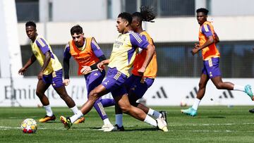 03/04/2024
Entrenamiento Real Madrid
Bellingham