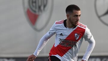 Felipe Peña se va, Eliás Gómez se queda