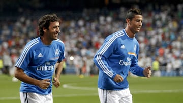Raúl junto a Cristiano en el XXXV Santiago Bernabéu.