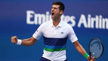 Djokovic ruge para volver a ganar a Nishikori y al público