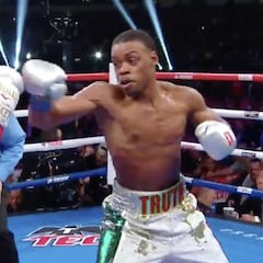 Errol Spence se doctora tras arrollar a Mikey García en Texas