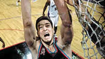 <b>EL MEJOR.</b> Gasol ha machacado a sus rivales en las votaciones. De esta forma, el ala-pivot español hace historia.