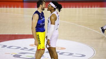 El p&iacute;vot del Manresa, Chima Moneke, denunci&oacute; tras el partido que su equipo disput&oacute; contra el Andorra (94-60), comentarios racistas de Nacho Llovet. El Andorra lo niega.