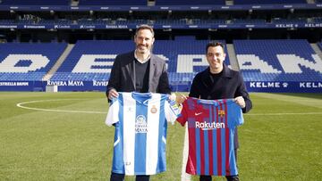 Vicente Moreno y Xavi Hernández.