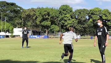 Pol&eacute;mica en Ecuador: Emelec desobedece al COE Nacional y entrena sin autorizaci&oacute;n