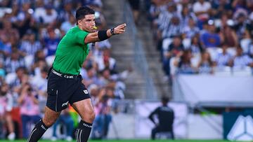 Referee Maximiliano Quintero during the 2nd round match between Monterrey and Cruz Azul as part of the Liga BBVA MX, Torneo Apertura 2024 at BBVA Bancomer Stadium on July 13, 2024 in Monterrey, Nuevo Leon, Mexico.