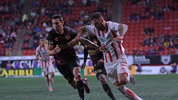 (L-R), Ismael Govea of Tijuana and Edgar Mendez of Necaxa during the game Tijuana vs Necaxa, corresponding Round 15 the Torneo Apertura 2022 of the Liga BBVA MX at Caliente Stadium, on September 18, 2022.
<br><br>
(I-D), Ismael Govea de Tijuana y Edgar Mendez de Necaxa durante el partido Tijuana vs Necaxaa, correspondiente a la Jornada 15 del Torneo Apertura 2022 de la Liga BBVA MX en el Estadio Caliente, el 18 de Septiembre de 2022.